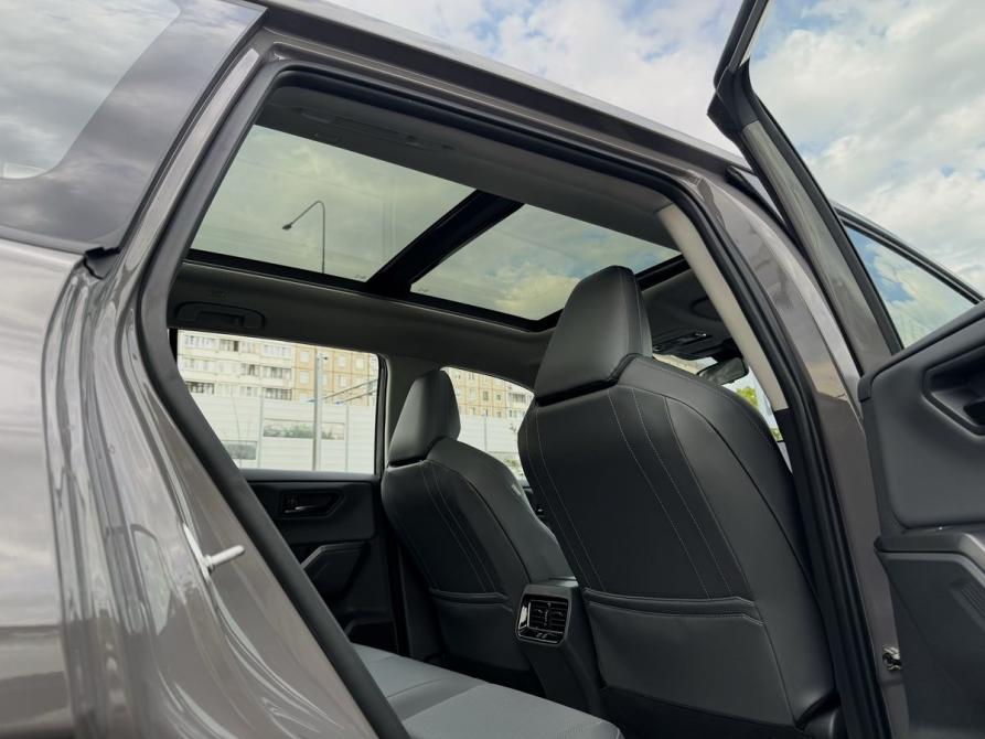 Toyota RAV4 VI (XA60) Москва  - изображение 40