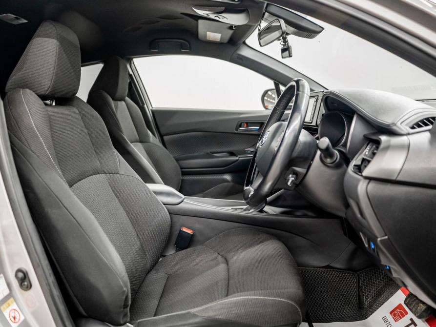 Toyota C-HR I Красноярск  - изображение 6