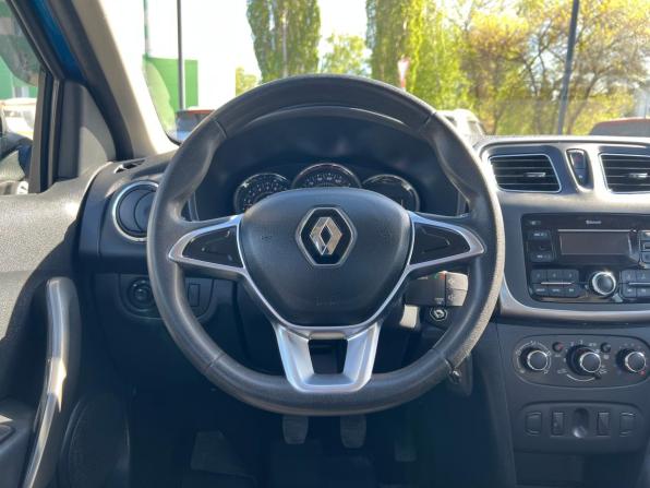 Renault Logan II Рестайлинг с пробегом 2020 года, цена 1 159 200 рублей, 93000 км, седан, Автокод Объявления