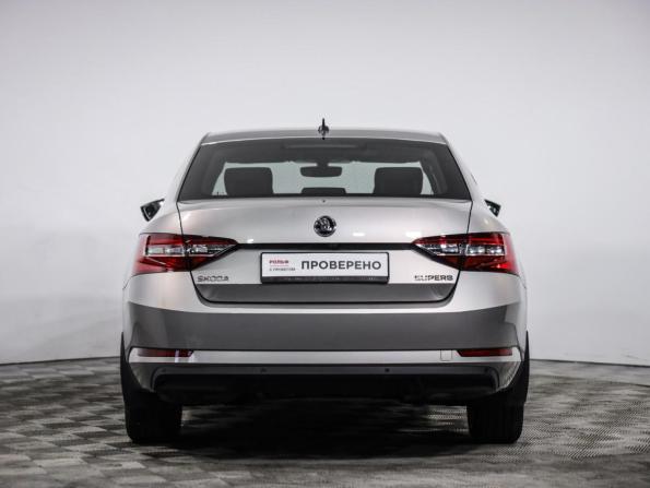 Skoda Superb III с пробегом 2018 года, цена 2 049 000 рублей, 59890 км, лифтбек, Автокод Объявления