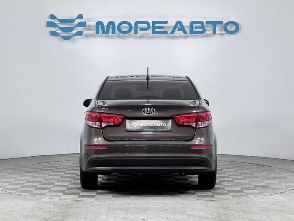 Kia Rio III Рестайлинг с пробегом 2016 года, цена 990 000 рублей, 185666 км, седан, Автокод Объявления