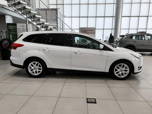 Ford Focus III Рестайлинг с пробегом 2017 года, цена 970 000 рублей, 187504 км, универсал, Автокод Объявления