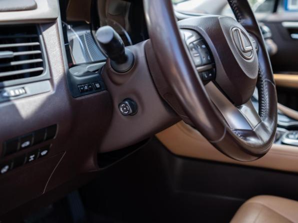 Lexus RX IV с пробегом 2019 года, цена 3 999 000 рублей, 130568 км, внедорожник, Автокод Объявления