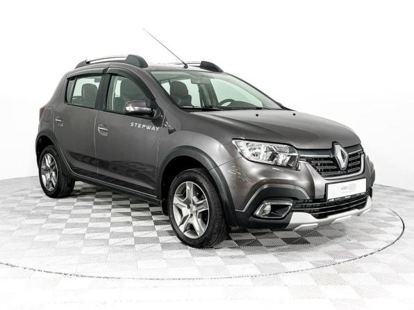 Renault Sandero II Рестайлинг с пробегом 2019 года, цена 1 205 000 рублей, 105260 км, хэтчбек, Автокод Объявления