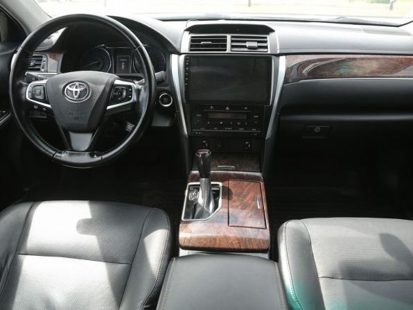Toyota Camry VII (XV50) Рестайлинг 2 с пробегом 2017 года, цена 1 947 000 рублей, 224500 км, седан, Автокод Объявления