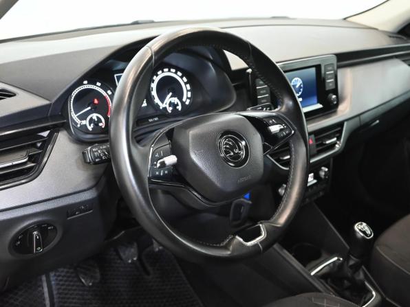 Skoda Rapid II с пробегом 2020 года, цена 1 650 000 рублей, 64939 км, лифтбек, Автокод Объявления