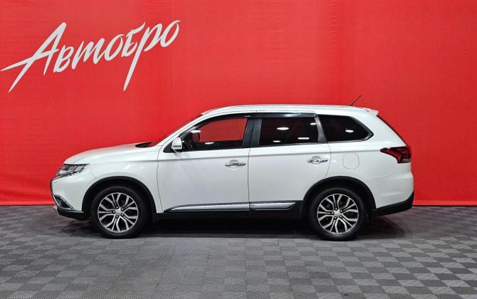 Mitsubishi Outlander III Рестайлинг 2 с пробегом 2015 года, цена 1 749 000 рублей, 149136 км, внедорожник, Автокод Объявления
