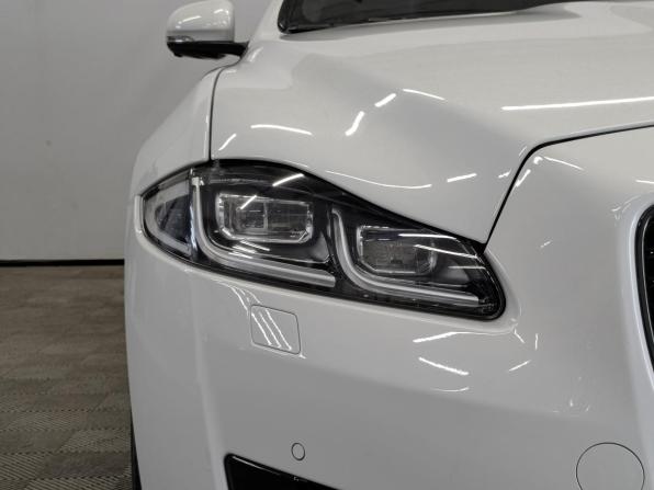 Jaguar XJ IV (X351) Рестайлинг с пробегом 2016 года, цена 3 650 000 рублей, 40122 км, седан, Автокод Объявления