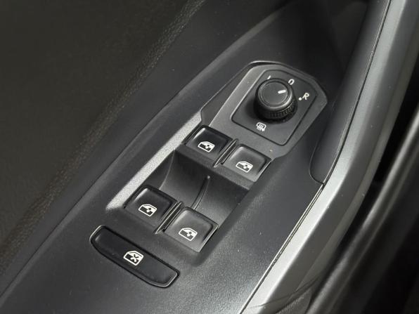 Volkswagen Jetta VII с пробегом 2020 года, цена 1 995 000 рублей, 60288 км, седан, Автокод Объявления