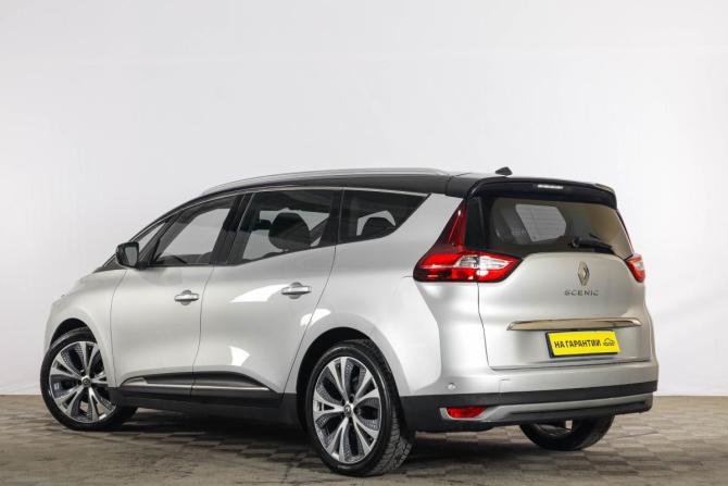 Renault Scenic III с пробегом 2018 года, цена 1 859 000 рублей, 180000 км, компактвэн, Автокод Объявления