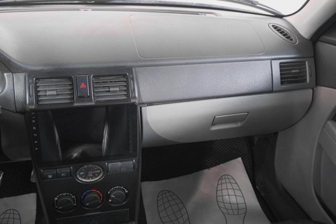 Lada (ВАЗ) Priora I с пробегом 2009 года, цена 349 000 рублей, 430000 км, седан, Автокод Объявления