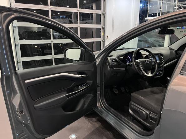 Lada (ВАЗ) Vesta I с пробегом 2021 года, цена 1 060 000 рублей, 99790 км, седан, Автокод Объявления