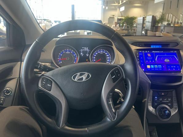 Hyundai Elantra V (MD) с пробегом 2012 года, цена 733 400 рублей, 141057 км, седан, Автокод Объявления