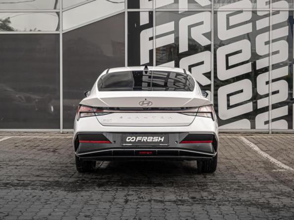Hyundai Elantra VII (CN7) Рестайлинг с пробегом 2023 года, цена 2 050 000 рублей, 48846 км, седан, Автокод Объявления