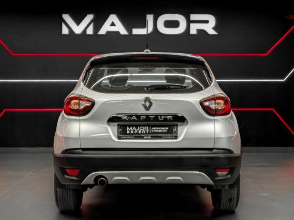 Renault Kaptur I Рестайлинг с пробегом 2021 года, цена 1 390 000 рублей, 155254 км, внедорожник, Автокод Объявления