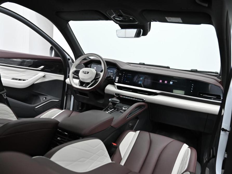 Geely Monjaro I Москва  - изображение 7