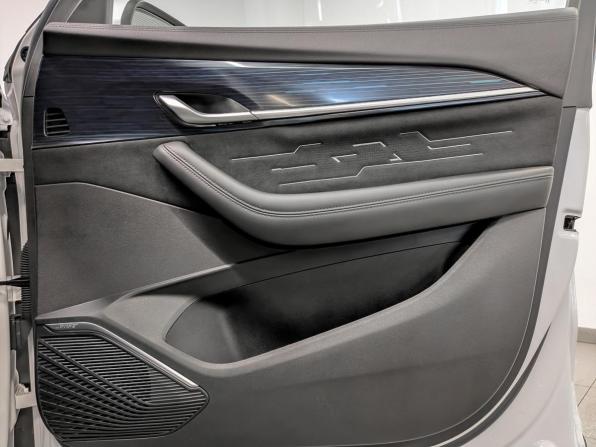 Geely Monjaro I с пробегом 2024 года, цена 3 150 000 рублей, 16134 км, внедорожник, Автокод Объявления