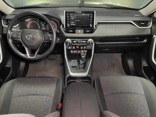 Toyota RAV4 V (XA50) с пробегом 2020 года, цена 3 895 000 рублей, 68638 км, внедорожник, Автокод Объявления