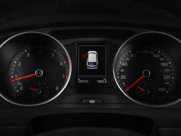 Volkswagen Tiguan II с пробегом 2018 года, цена 2 469 000 рублей, 129131 км, внедорожник, Автокод Объявления