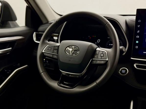 Toyota Highlander IV (XU70) с пробегом 2026 года, цена 5 480 000 рублей, 13 км, внедорожник, Автокод Объявления