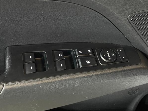 Hyundai Elantra VI (AD) с пробегом 2017 года, цена 910 000 рублей, 200187 км, седан, Автокод Объявления