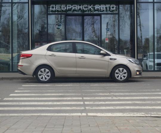 Kia Rio III Рестайлинг с пробегом 2015 года, цена 1 265 000 рублей, 105615 км, седан, Автокод Объявления