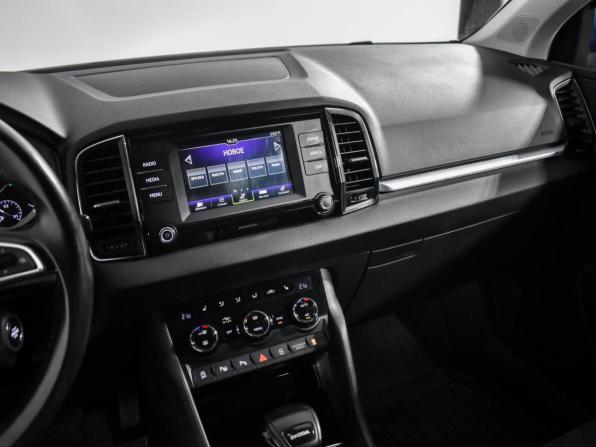 Skoda Karoq I с пробегом 2020 года, цена 1 830 000 рублей, 122045 км, внедорожник, Автокод Объявления