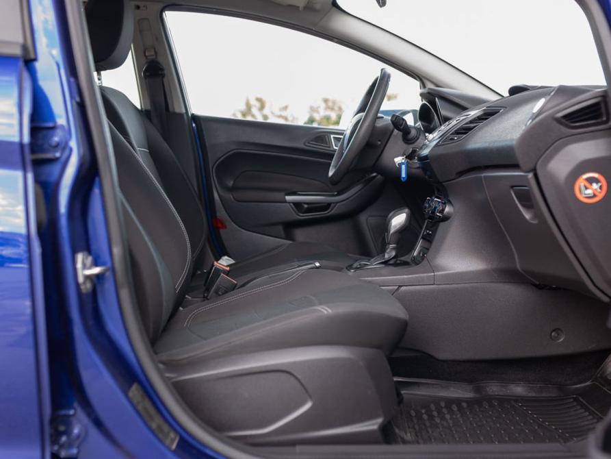 Ford Fiesta Mk6 Рестайлинг Новосибирск  - изображение 18