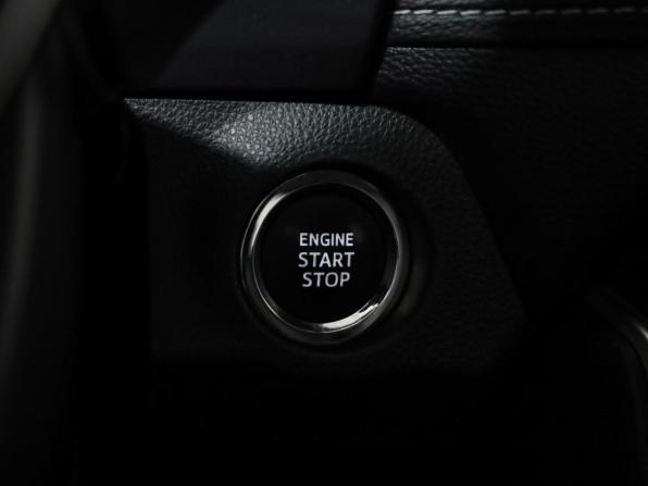 Toyota RAV4 V (XA50) с пробегом 2021 года, цена 3 069 000 рублей, 131629 км, внедорожник, Автокод Объявления