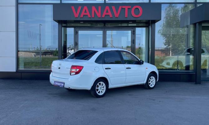 Lada (ВАЗ) Granta I с пробегом 2016 года, цена 460 000 рублей, 163071 км, седан, Автокод Объявления