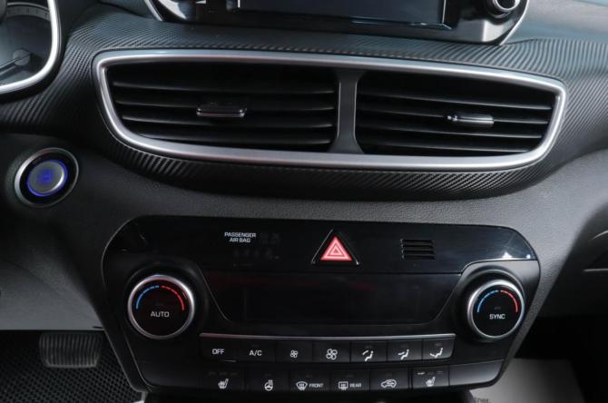 Hyundai Tucson III Рестайлинг с пробегом 2019 года, цена 2 629 000 рублей, 106594 км, внедорожник, Автокод Объявления
