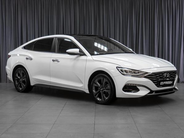 Hyundai Lafesta I с пробегом 2020 года, цена 2 149 000 рублей, 51864 км, седан, Автокод Объявления