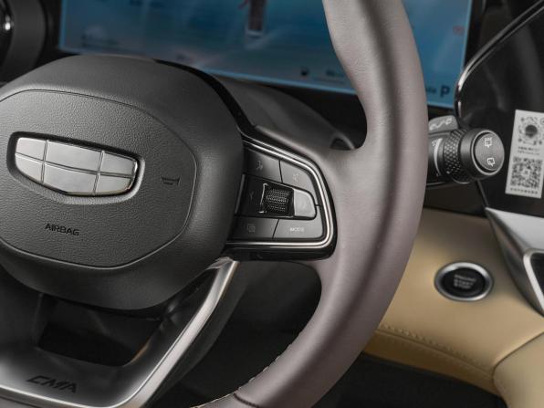 Geely Monjaro I Рестайлинг с пробегом 2025 года, цена 4 200 000 рублей, 57 км, внедорожник, Автокод Объявления