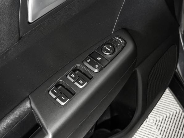 Kia Sportage IV Рестайлинг с пробегом 2020 года, цена 2 089 000 рублей, 137642 км, внедорожник, Автокод Объявления