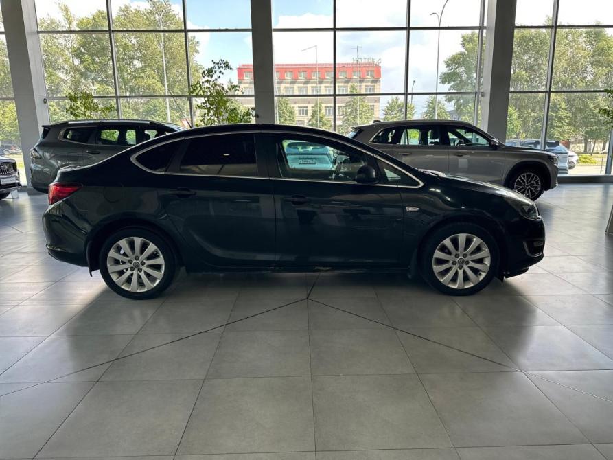 Opel Astra J Рестайлинг Новосибирск  - изображение 4