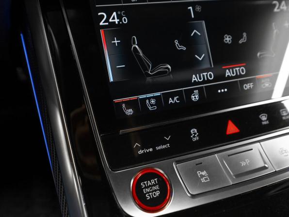 Audi RS Q8 I с пробегом 2021 года, цена 10 900 000 рублей, 115203 км, внедорожник, Автокод Объявления