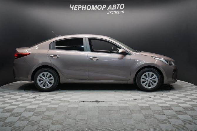 Kia Rio IV с пробегом 2020 года, цена 1 545 000 рублей, 76752 км, седан, Автокод Объявления