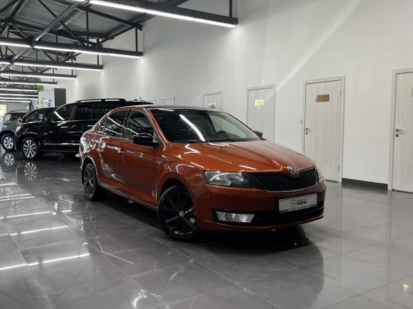 Skoda Rapid I с пробегом 2017 года, цена 1 225 000 рублей, 131419 км, лифтбек, Автокод Объявления