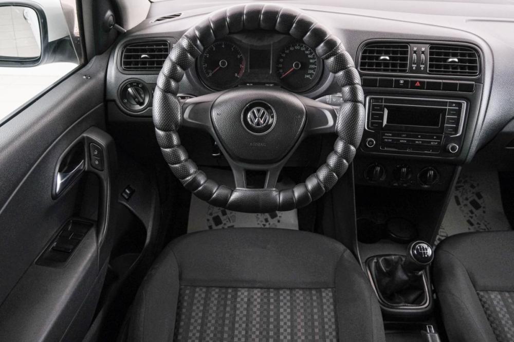 Volkswagen Polo V Рестайлинг Красноярск  - изображение 13