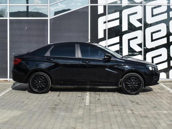 Lada (ВАЗ) Vesta I с пробегом 2021 года, цена 910 040 рублей, 140587 км, седан, Автокод Объявления
