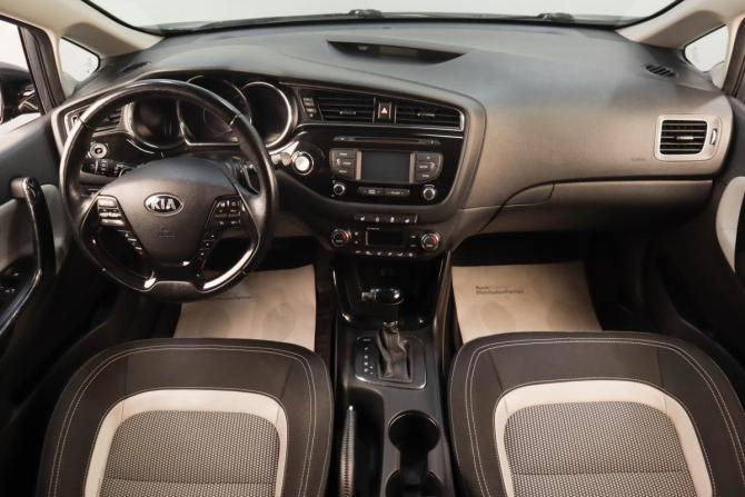 Kia Ceed II с пробегом 2015 года, цена 1 349 000 рублей, 150000 км, хэтчбек, Автокод Объявления