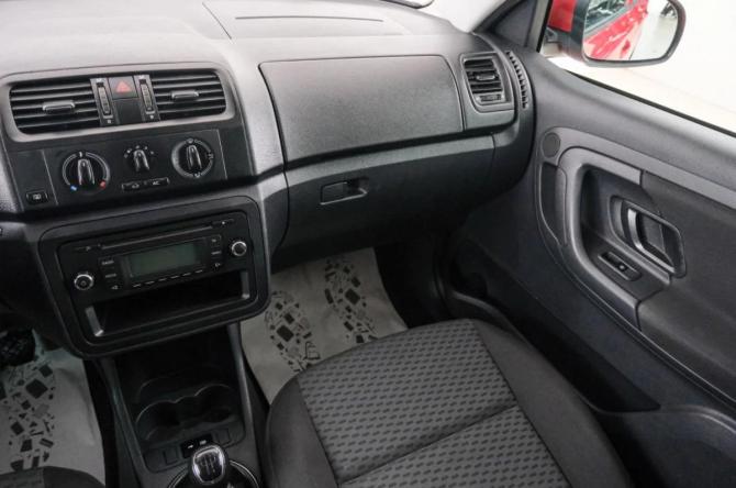 Skoda Fabia II Рестайлинг с пробегом 2013 года, цена 299 000 рублей, 201000 км, хэтчбек, Автокод Объявления