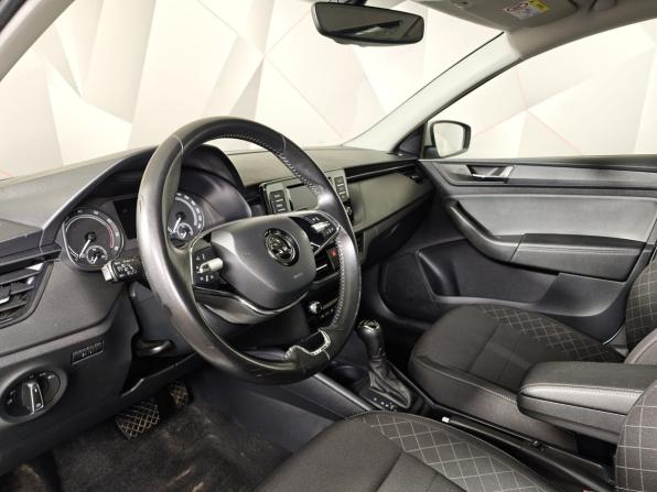 Skoda Rapid II с пробегом 2021 года, цена 1 720 000 рублей, 66153 км, лифтбек, Автокод Объявления