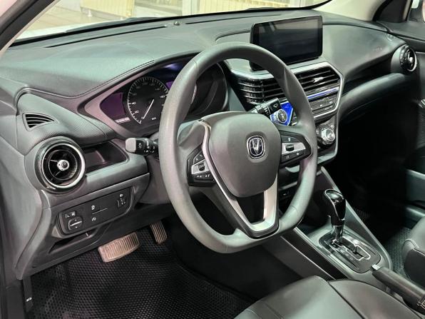 Changan Alsvin с пробегом 2023 года, цена 1 089 000 рублей, 44097 км, седан, Автокод Объявления