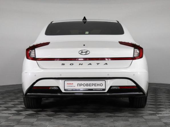 Hyundai Sonata VIII (DN8) с пробегом 2020 года, цена 2 100 000 рублей, 113716 км, седан, Автокод Объявления