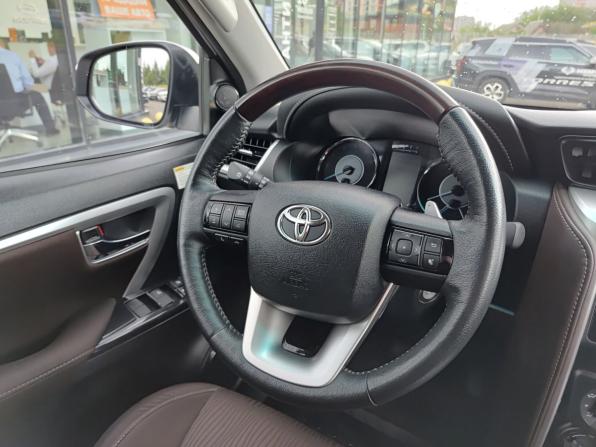 Toyota Fortuner II с пробегом 2019 года, цена 3 320 000 рублей, 100093 км, внедорожник, Автокод Объявления