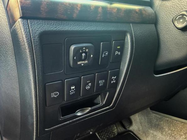 Toyota Land Cruiser 200 Series Рестайлинг 1 с пробегом 2014 года, цена 4 729 000 рублей, 208872 км, внедорожник, Автокод Объявления
