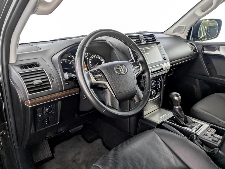 Toyota Land Cruiser Prado 150 Series Рестайлинг 3 Москва  - изображение 16