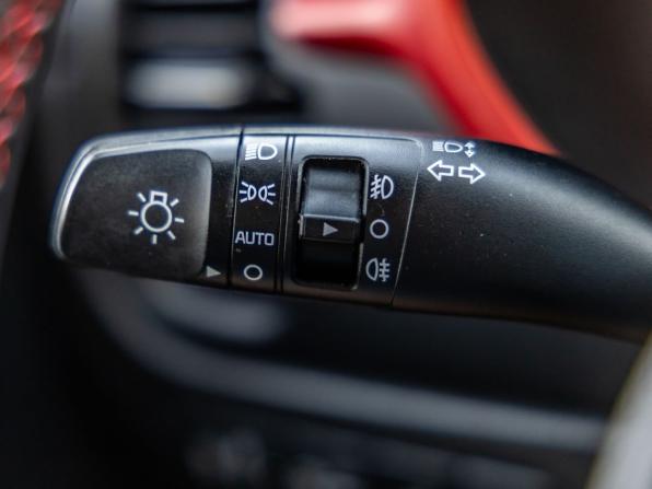 Kia Rio IV Рестайлинг с пробегом 2021 года, цена 1 688 000 рублей, 112780 км, седан, Автокод Объявления