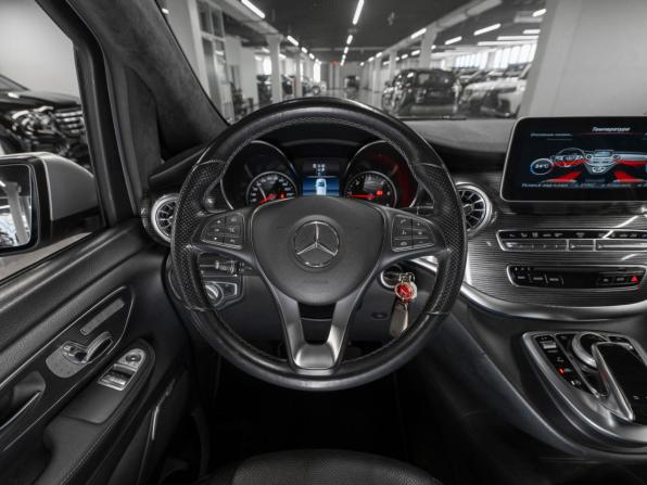Mercedes-Benz V-Класс III (W447) Рестайлинг с пробегом 2020 года, цена 7 500 000 рублей, 109984 км, минивэн, Автокод Объявления